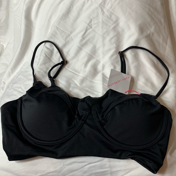 Jrs XL Vanilla Beach NWT halter bikini top - Picture 2 of 9